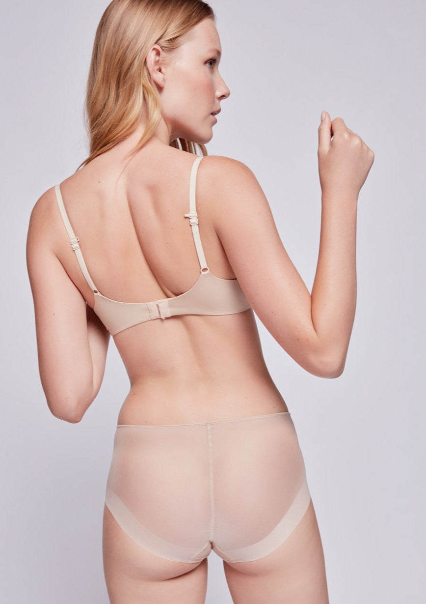 Krūšturis 1/0353 Gisela*