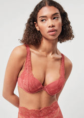 Krūšturis 2/10008 Gisela*