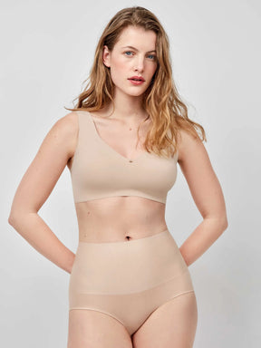 Biksītes ar paaugstināto jostasvietu un ar vieglu korekciju 1/10053 Gisela*