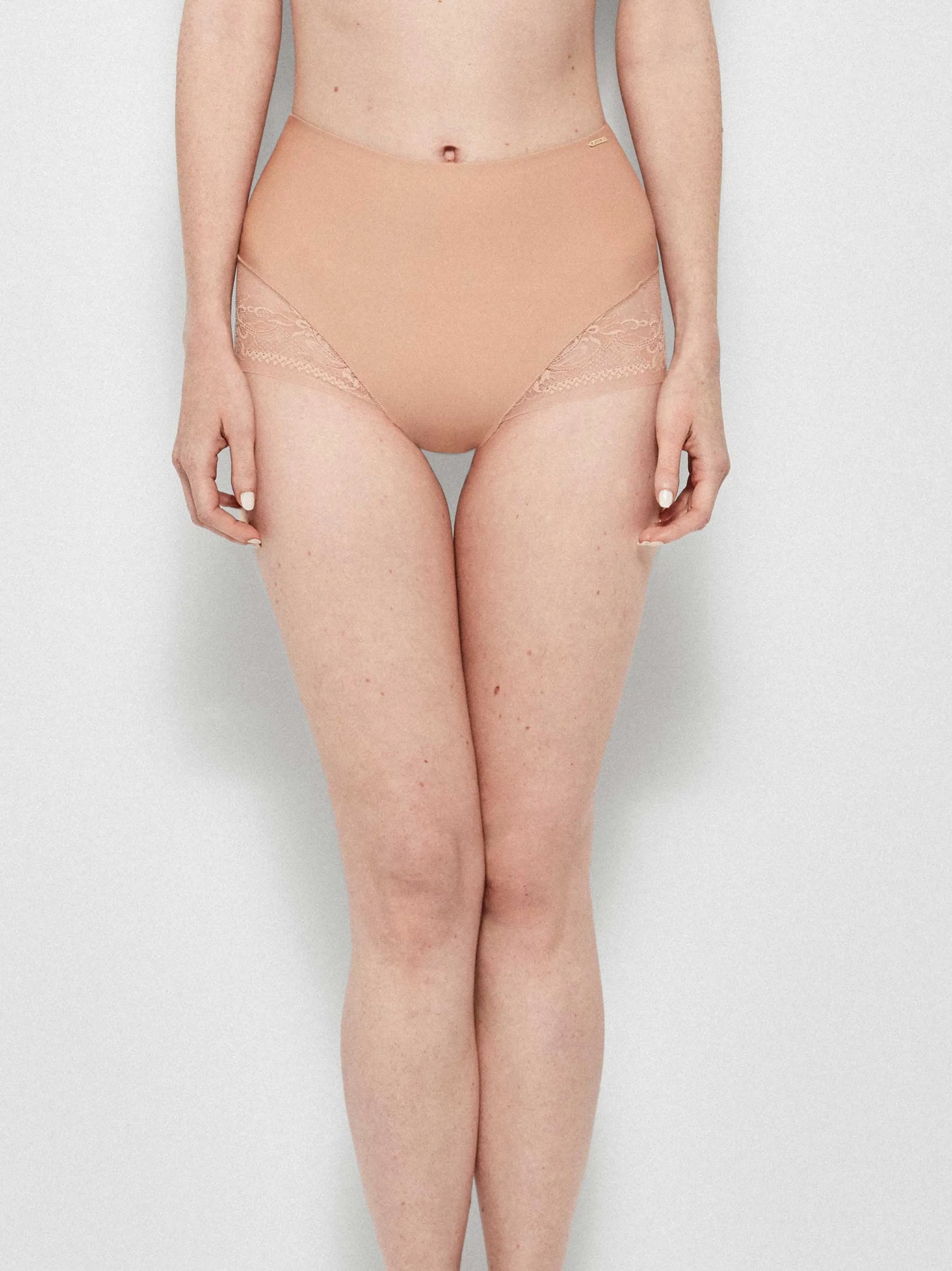 Augstas bezvīļu koriģējošas biksītes 1/10020 Gisela*