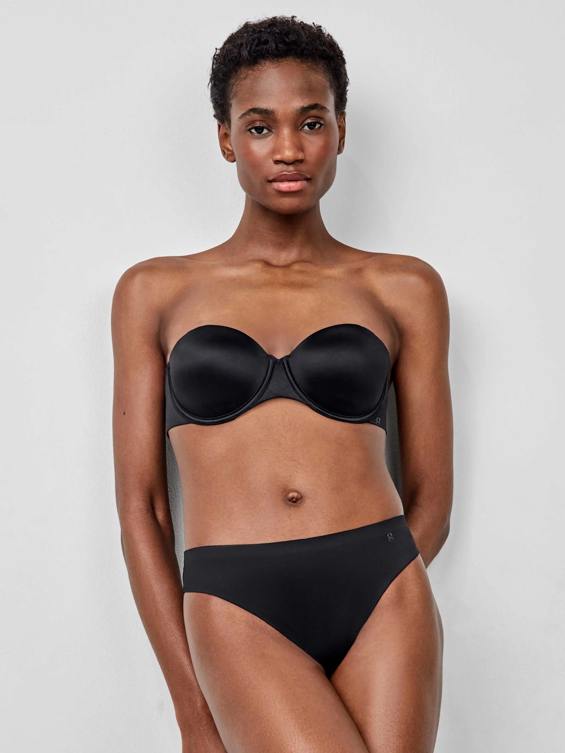 Krūšturis ar daudzfunkcionālām lencītēm 1/10055 Gisela*