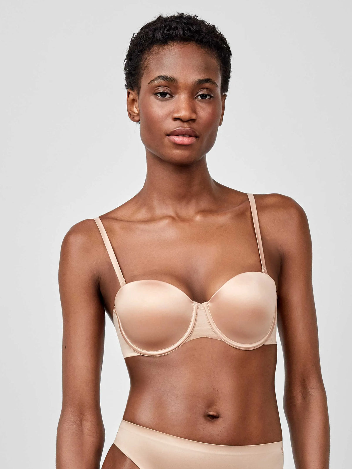 Krūšturis ar daudzfunkcionālām lencītēm 1/10055 Gisela*