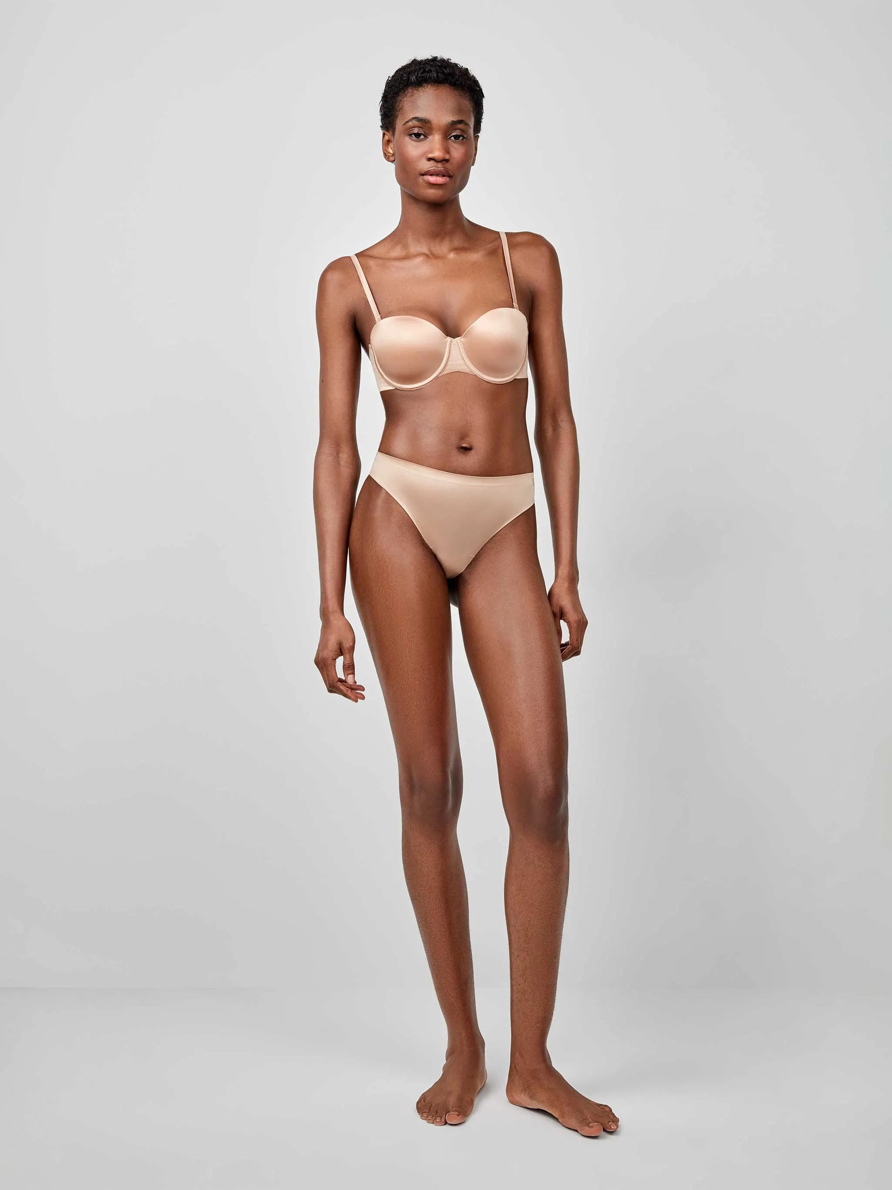 Krūšturis ar daudzfunkcionālām lencītēm 1/10055 Gisela*